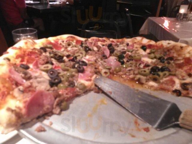 Reale's Pizza & Cafe