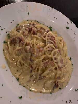 Ponte Vecchio Ristorante E Pizzeria