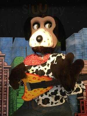 Chuck E. Cheese