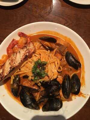 Red Marlin Restaurant & Terrace