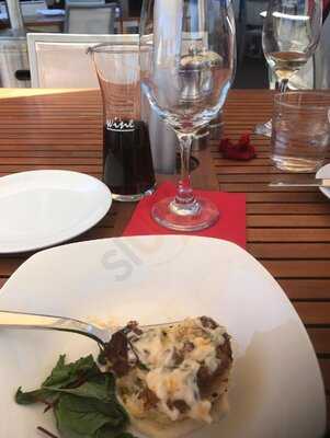 Red Marlin Restaurant & Terrace