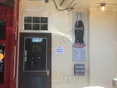 Woody's Cheesesteaks