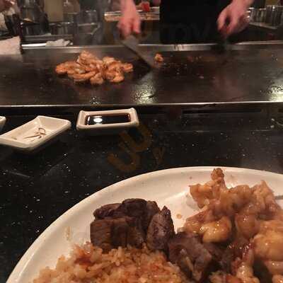 Tomo Japanese Steak House & Sushi