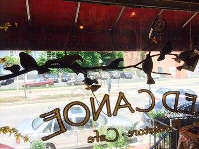 Red Canoe Cafe And Bookstore