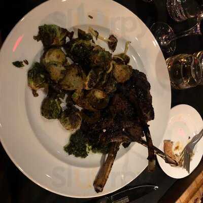 Hamilton's Urban Steakhouse & Bourbon Bar