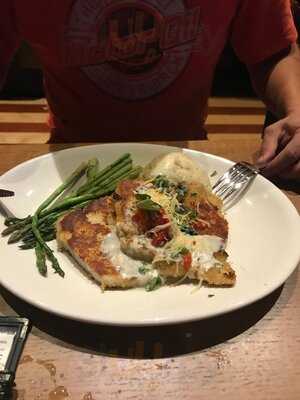 Bj's Restaurant & Brewhouse