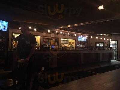 Twist Bar Bistro Social