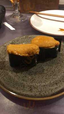 Azuki Sushi