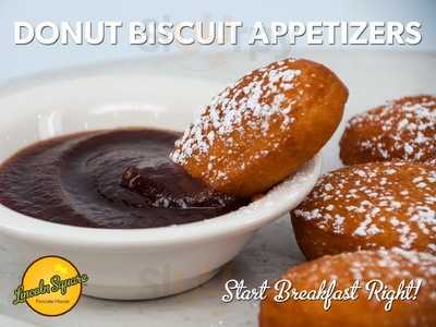 Lincoln Square Pancake House