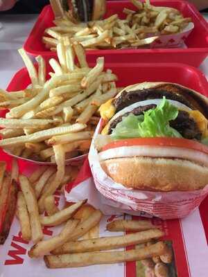 In-n-out Burger