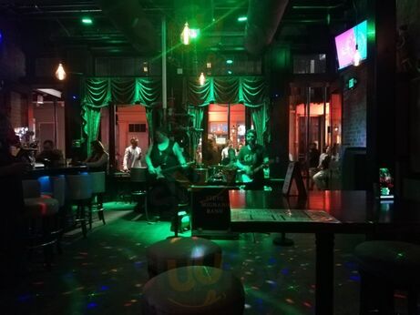 Bourbon Street Drinkery