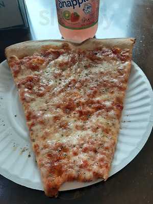 Nona's Pizza