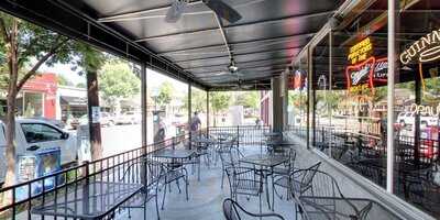 George's Restaurant And Bar