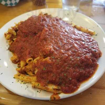 Pleasure Bar & Restaurant