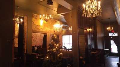 Basil Short North Restaurant