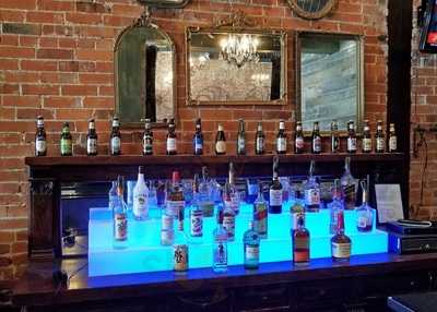 Basil Short North Restaurant