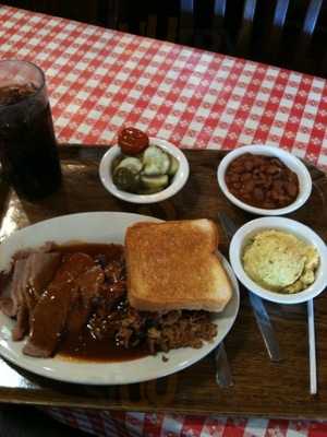 Cousins Bar-b-q