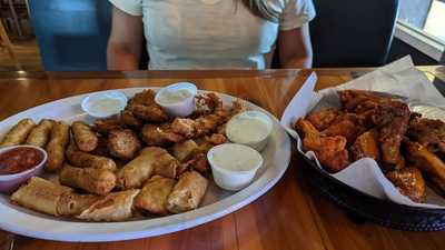 Eagles Nest Sports Grill