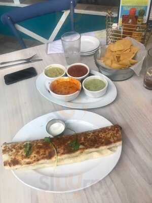 Gringo Tacos And Burgers