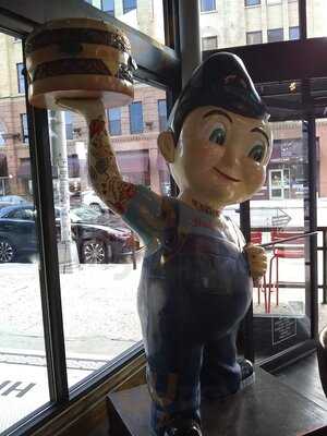 Hadley's Bar & Kitchen