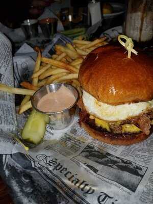 Hadley's Bar & Kitchen