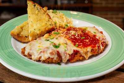 Rusty Bucket Restaurant And Tavern