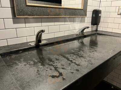 Wishbone Tavern And Grill