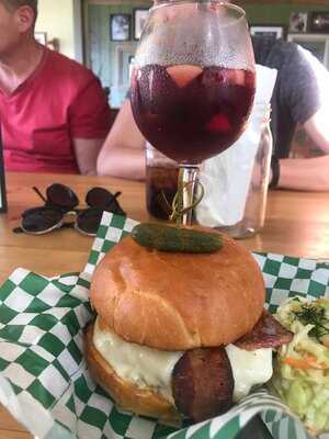 Hungry's Kitchen & Tap