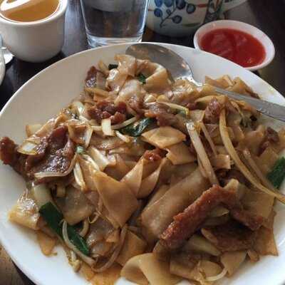 Tsai's Chinese Bistro