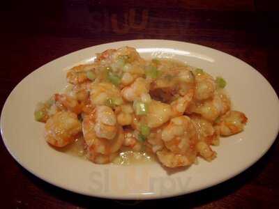 Tsai's Chinese Bistro