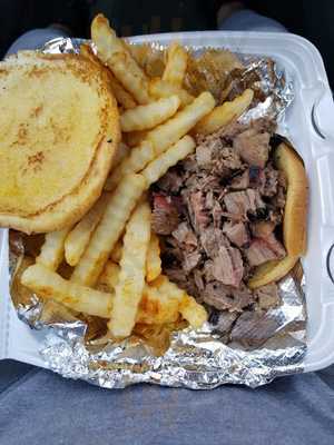 Leo's Bar-b-q Factory