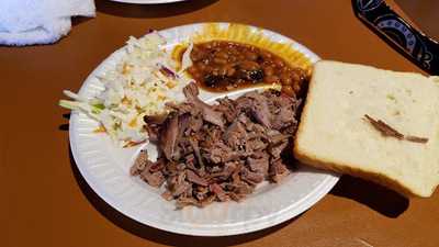 Leo's Bar-b-q Factory