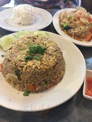 Phaya Thai Street Food