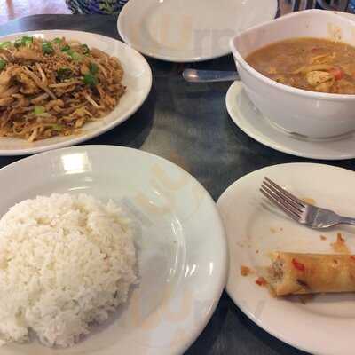 Phaya Thai Street Food