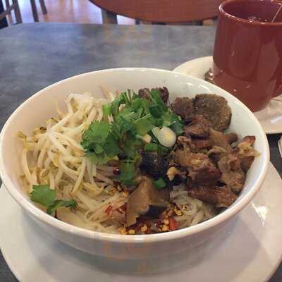 Phaya Thai Street Food