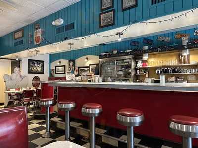 Lost In The 50's Diner