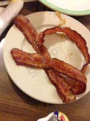 Tucker's Restaurant - Vine St