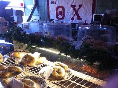 Captain Buzzy's Beanery