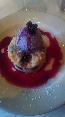 Francesca's On Taylor