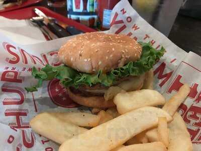 Red Robin Gourmet Burgers
