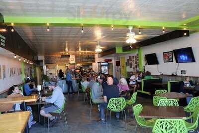 The Shop Breakfast & Lunch