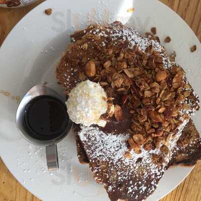 The Shop Breakfast & Lunch