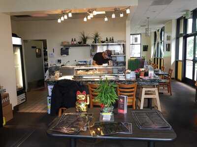 Niji Sushi And Ramen