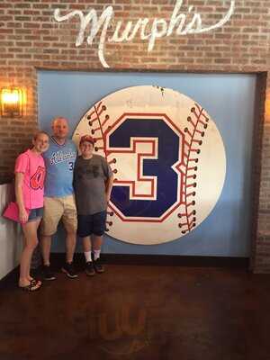 Murph's