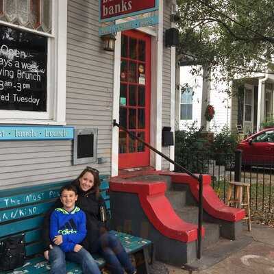 Biscuits & Buns On Banks