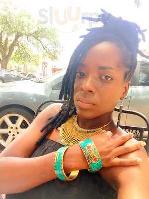 Biscuits & Buns On Banks