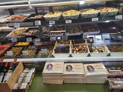 Gentile's Bakery & Deli