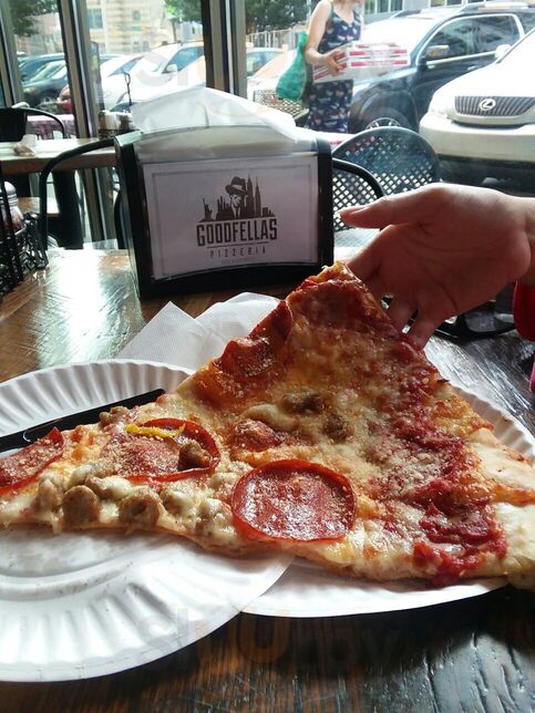 Goodfellas Pizzeria - Mass Ave