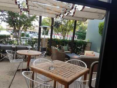 Gusto Italian Kitchen + Wine Bar