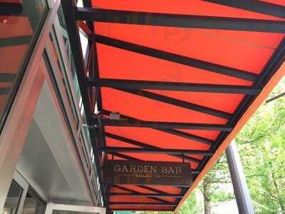 Garden Bar